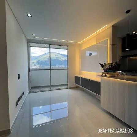 Sala terminada por Idearte con cielo raso en drywall y luz LED
